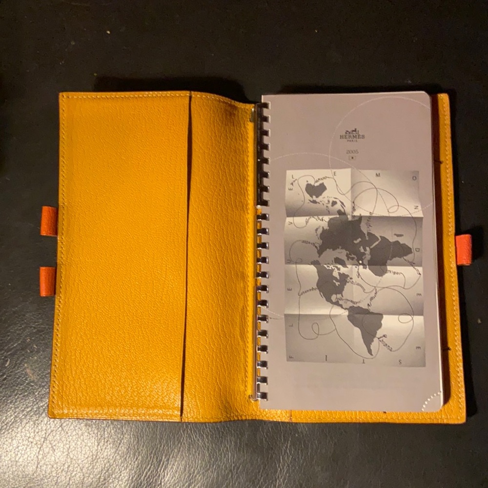 authentic HERMES agenda - Picture 3 of 9